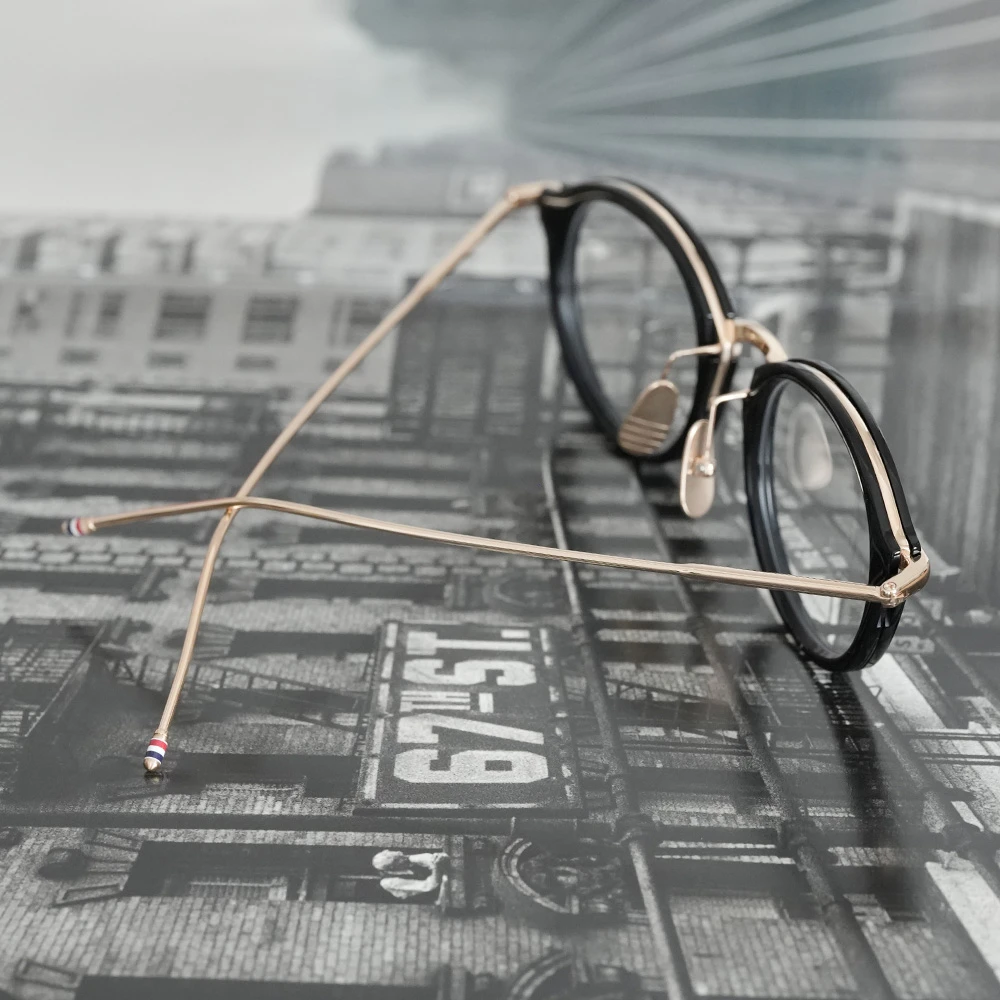 Thom Browne UEO011A col.001