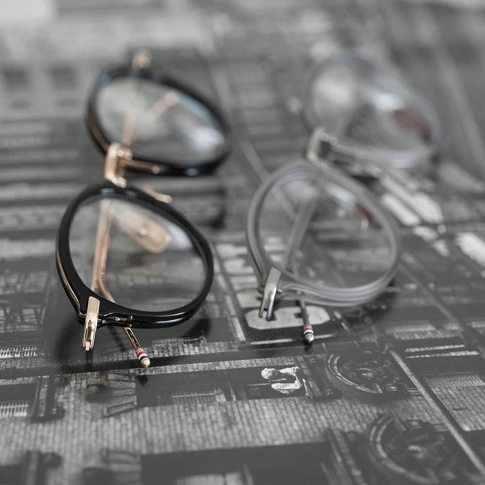 Thom Browne UEO011A