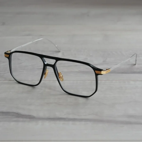 CUTLER AND GROSS AUOP0006 col.01