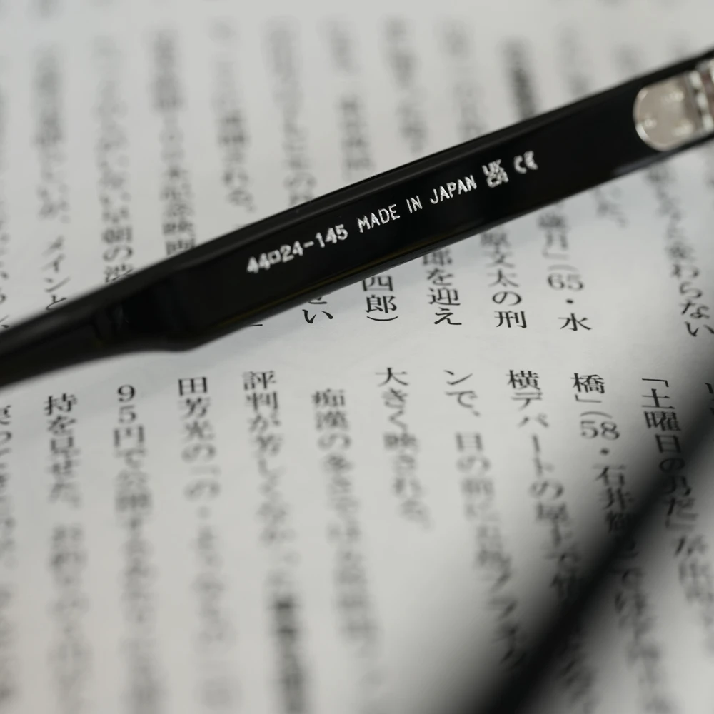 YELLOWS PLUS BECCA col.1 Black