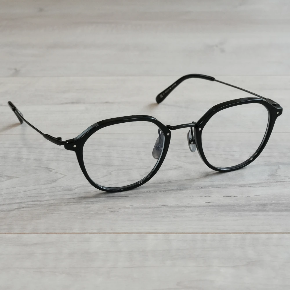 Yellows Plus CLARK col.1BK Black