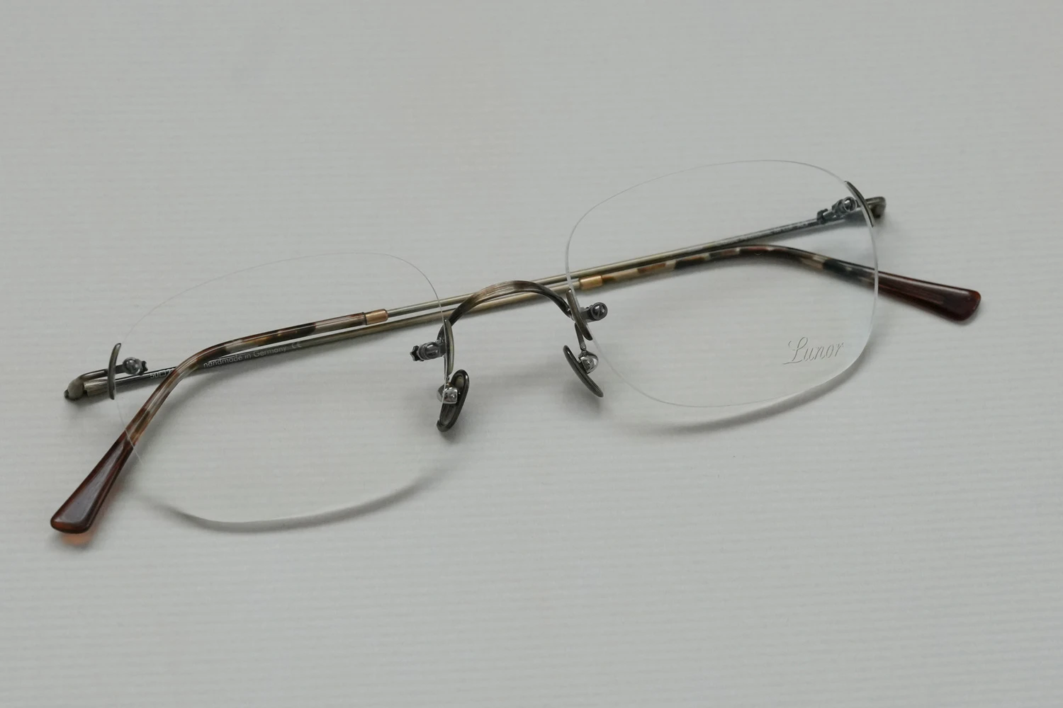 Lunor CLASSIC ANATOMIC M col.AG