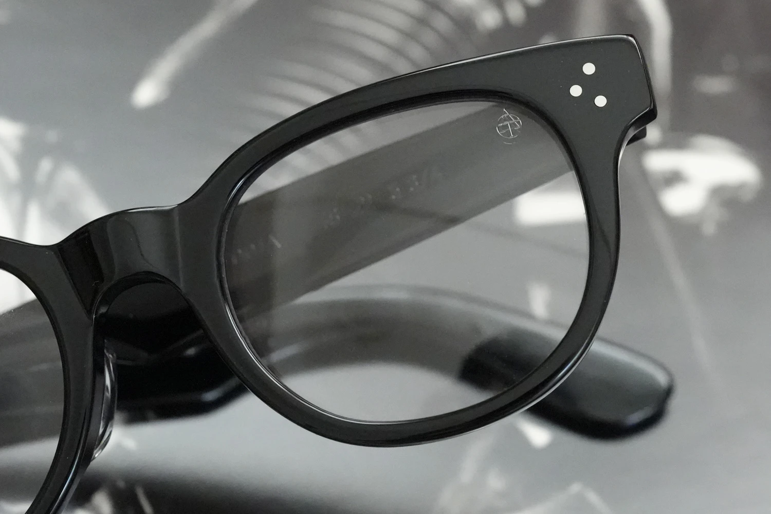 TART OPTICAL F.D.R col.001 Glossy Black