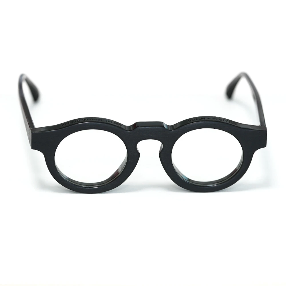 Jacques Durand Plus is + 166 col.002 Matt Black