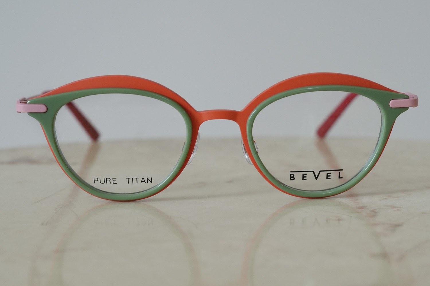 BEVEL 2555 Dreezy col.LCRQ/Living Coral/Rose Quartz