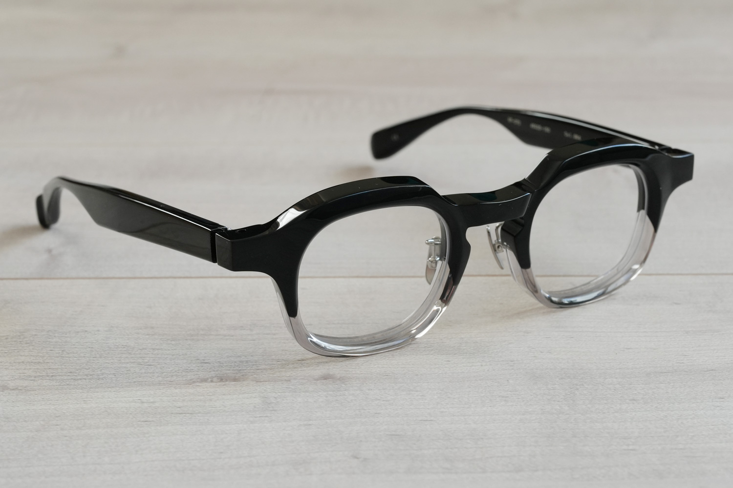 FACTORY900 RETRO RF-072 col.084 black two-tone