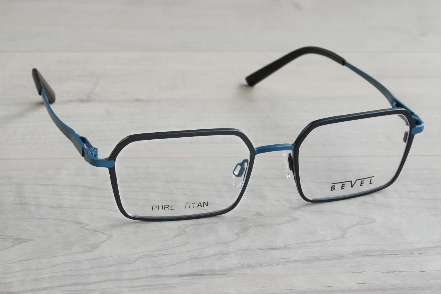 BEVEL 8759 Omaha col.BCDI-Black Carbon/Diesel