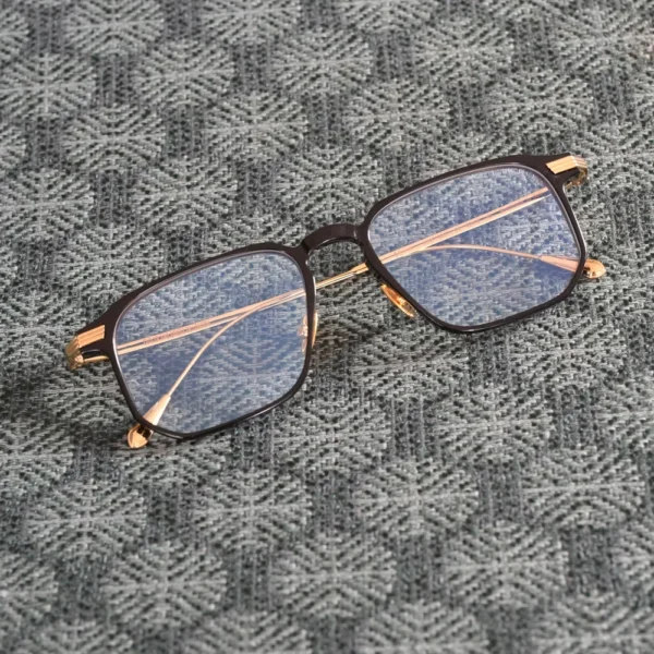 CUTLER AND GROSS AUOP0007 col.01