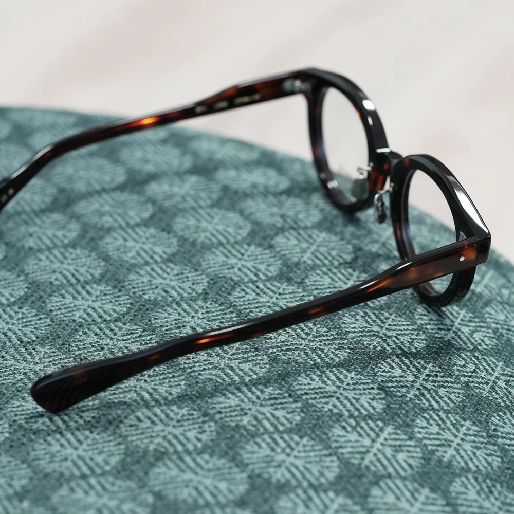 EYEVAN7285 374 col.348