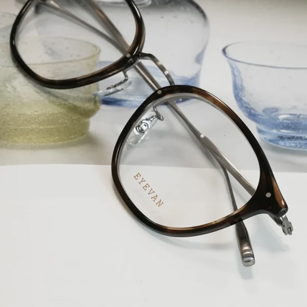 EYEVAN Aldama(49) col.OLB
