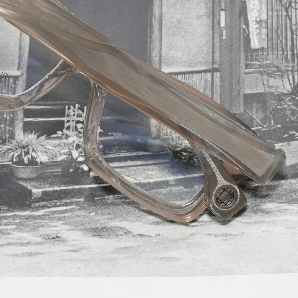 BLAKE KUWAHARA Chambers M col.Champagne
