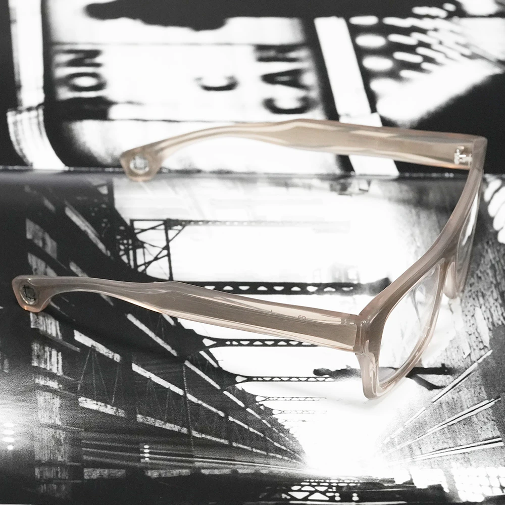 BLAKE KUWAHARA Chambers M col.Champagne